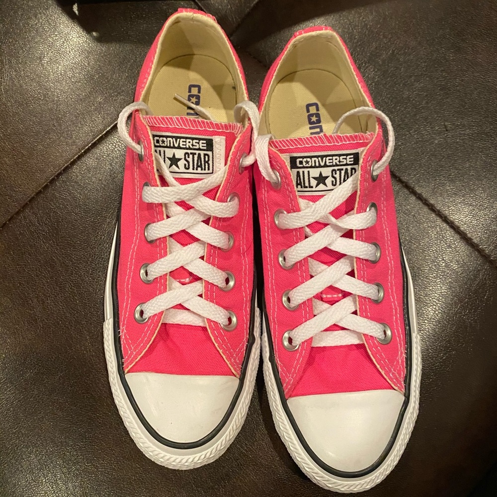 Pink POW Converse - Picture 2 of 5